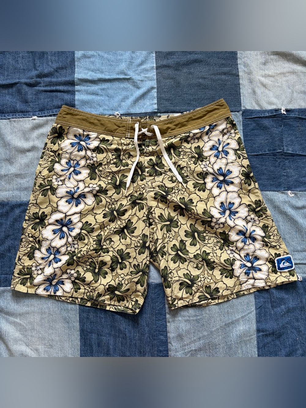 vtg y2k quiksilver board shorts green baggy hibiscus floral swim trunks 36.5
